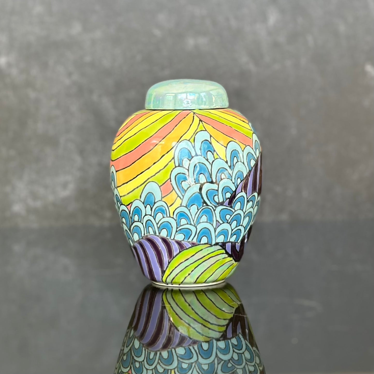 147P - Bud Vase/Ginger Jar - NOT Microwave or Dishwasher Safe