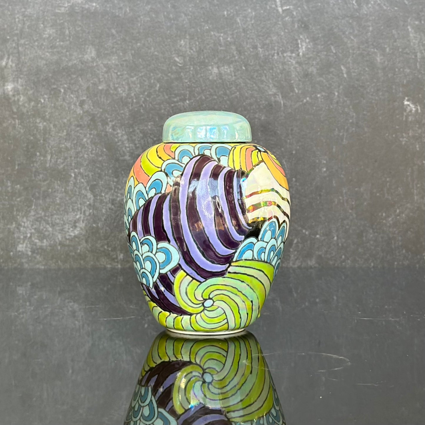 147P - Bud Vase/Ginger Jar - NOT Microwave or Dishwasher Safe